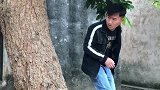 过来给你看个好东西