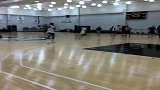 篮球-14年-2014美国男篮训练营：练出默契 哈登&盖伊&练习转移球-新闻