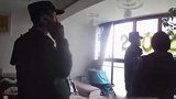 SOS 邻居 邻居家贴出SOS，结果出乎意料