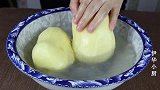 土豆这样做太好吃了，做法简单吃着过瘾，下酒又下饭