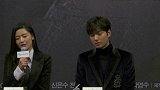 全智贤生二胎后首亮相 “最美辣妈”身材不走样