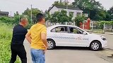 这么多教练，教你，你还是用点心嘛