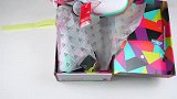 球鞋开箱：这款源于1989年的老球鞋加上态极会有什么变化？