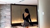 这周六前男友结婚，这两套穿哪套去参加？