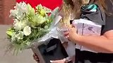若塔妻子前往安菲尔德为若塔献花