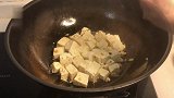 没想到豆腐烧笔管鱼这样做出来，好吃得最后连汤汁都不剩