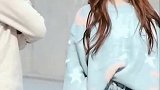 男生看到漂亮女生都会这样吗？蓝衣小姐姐表示太扎心了。