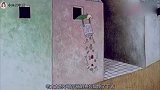 眼镜男被恶人举报，恶人却在做着善事，真是好“可笑”！