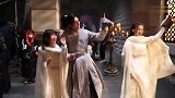 花絮：杨超越在线教跳舞，王鹤棣调皮勇争C位！