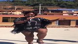 云南佤族黑妹，真是人不可貌相，这样的高音你服不服