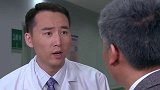 叛逆孙子到处惹是生非，害得奶奶被打吐血，大叔直接怒骂小伙