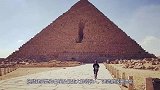 金字塔内部发现神秘空洞，科学家们派出机器人，发现了什么？