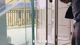 不结工钱全都砸了！