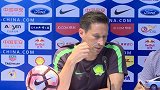 中超-17赛季-施密特：北京热胜过传说 我也不知道会否有压哨签-新闻