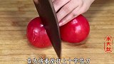 夏天孩子不爱吃饭，试试这道肉丸汤，汤鲜味美，孩子抢着吃！