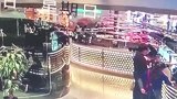北京网红失重餐厅玻璃不失重 2米高玻璃砸中客人