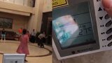 大爷大妈酒店大堂跳广场舞不听劝 工作人员无奈把空调开到30度