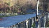 赛车甩尾过弯穿越路障，这车技能打几分？
