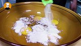 自制毛毛虫面包，不加黄油不加水，全程小技巧，蓬松暄软超简单！