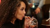 国外亮相喝不醉的杯子，多少杯都没事！东北老哥表示：我们不需要