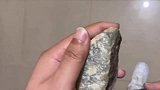 小时候玩沙，长大了玩玉石