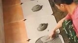 500一天的瓦工师傅，自创的铺砖手法，又快又好还不会空鼓！