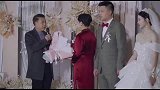 婚礼现场这也许是父亲第一次在众人面前向爱人表白