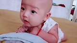 一转眼都两个月的宝宝了，下一秒宝宝变化反应，超萌超可爱
