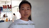 岳父岳母同一天生日，小伙为他们准备了麻将蛋糕，吃麻将多胡牌