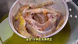白灼虾的标准做法，教你轻松制作美味海鲜！