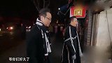 极限挑战店主回家过年，黄磊接手店面，东西免费给客人吃