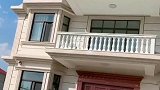老爸跟女朋友说三十万建的小别墅，我自己都不敢相信