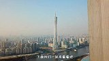 美国主持人到中国游玩10天，回国后这样描述，美国人：上当了