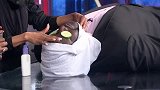 篮球-18年-奥尼尔直播中竟做起美容 横躺解说席眼贴黄瓜片-专题