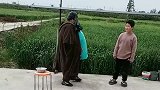 大姐为自己的奥运梦，每天都在家拿水桶锻炼，原谅我忍不住笑了！