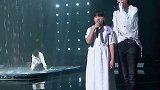 丁程鑫  宋亚轩 合作舞台《负重一万斤长大》，加上原唱小妹妹金语杉，真的好感人  少年onfire