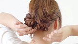 天热了长发女人这样扎，好看又凉爽，简单几步搞定