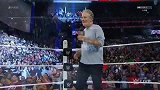 WWE-15年-RAW第1159期：家族混战神秘之人击溃圣盾2人组 摩羯大帝重返擂台怒揍罗林斯-全场