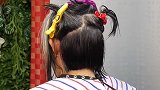 59岁阿姨头发灰白不愿染，直接剪款波波头，动感时尚很满意