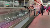北京垡头大柳树熟食区和生鲜区，偶遇卖鱼大姐挥泪甩，围观人很多