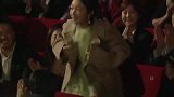 周冬雨夺澳门影展“影后”：很刺激 心扑通的跳