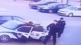 济南24岁民警连夜处理4起警情，归来时累倒在地