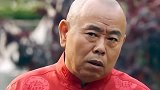 63岁潘长江为母亲庆生，父母年过8旬状态好，被调侃像同龄人