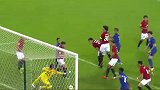 利雅得新月右路45度炸 戈米甩头攻门差之毫厘