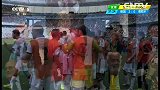 世界杯-14年-小组赛-G组-第1轮-德国角球胡梅尔斯头球破门 总理默克尔起身鼓掌-花絮