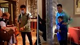 到哪都是主场！C罗都柏林日记：合影签名都是基操 人气实在是旺