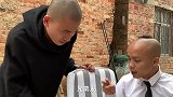 搞笑短剧这个发型曾是一代人的回忆，非要做成大波浪