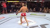 UFC-14年-本周最佳KO：拉提菲横扫连重拳 邓普西下盘不稳惨遭蹂躏（9月25日）-精华