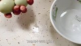 西红柿蛋花汤，千万不能直接切西红柿，教你2招，蛋汤好喝又营养