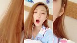 美女起床第一件事就是蹦迪!真是有个性